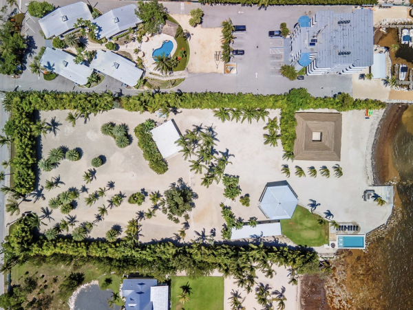 Islamorada Three Bedroom Home with Full Ocean View & Pool